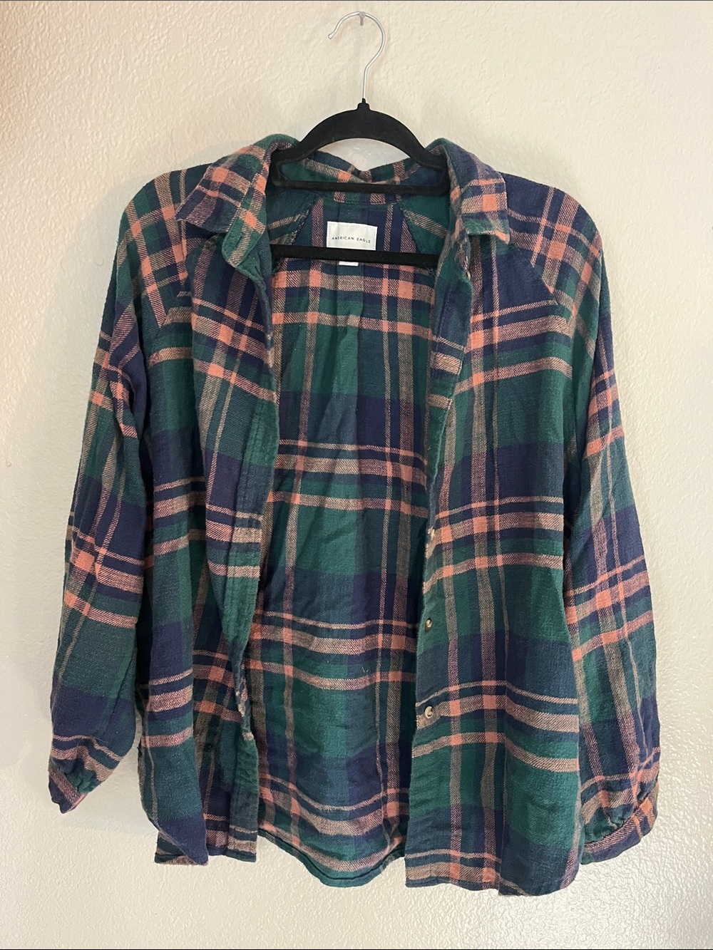 American Eagle Navy, Green & Pink Plaid Flannel Button Up Medium